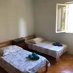 Garden * Split